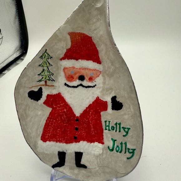 Festive Santa Decorative Plate - Picture 5 of 5